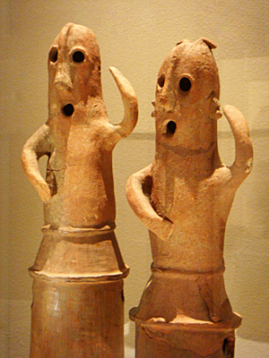 埴輪「踊る人々」