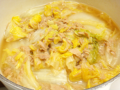 白菜とツナの蒸し煮