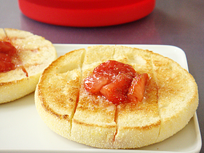 シリコンスチーマーで苺ジャム