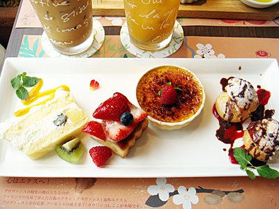 「スウィーツ！スウィーツ！」